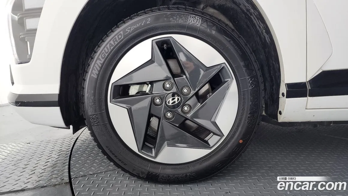 Hyundai Kona — фото 6