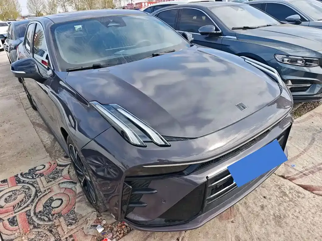 Lynk & Co 03 — фото 8
