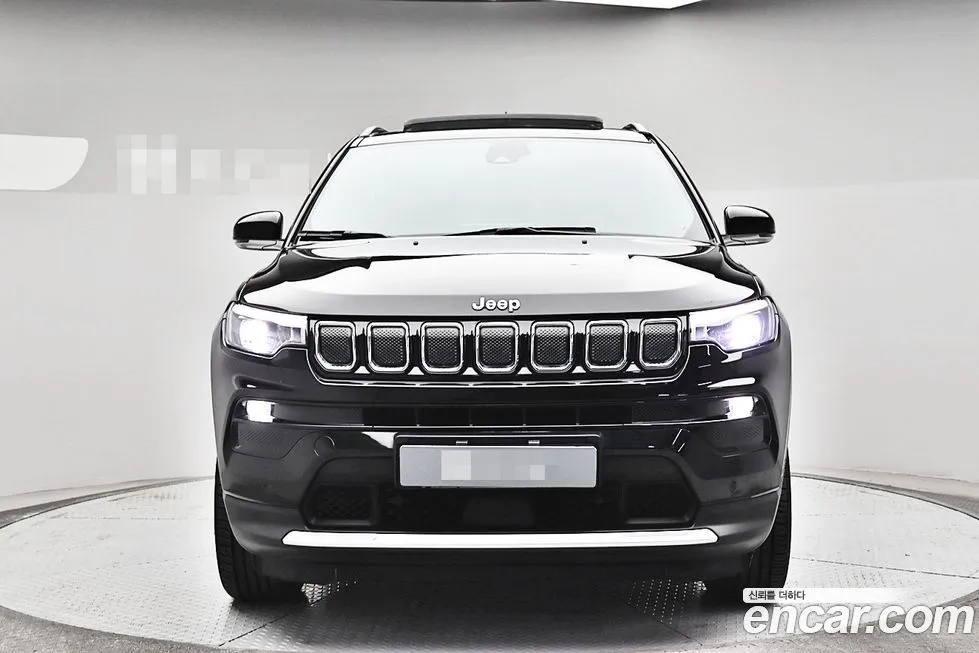 Jeep Compass — фото 4