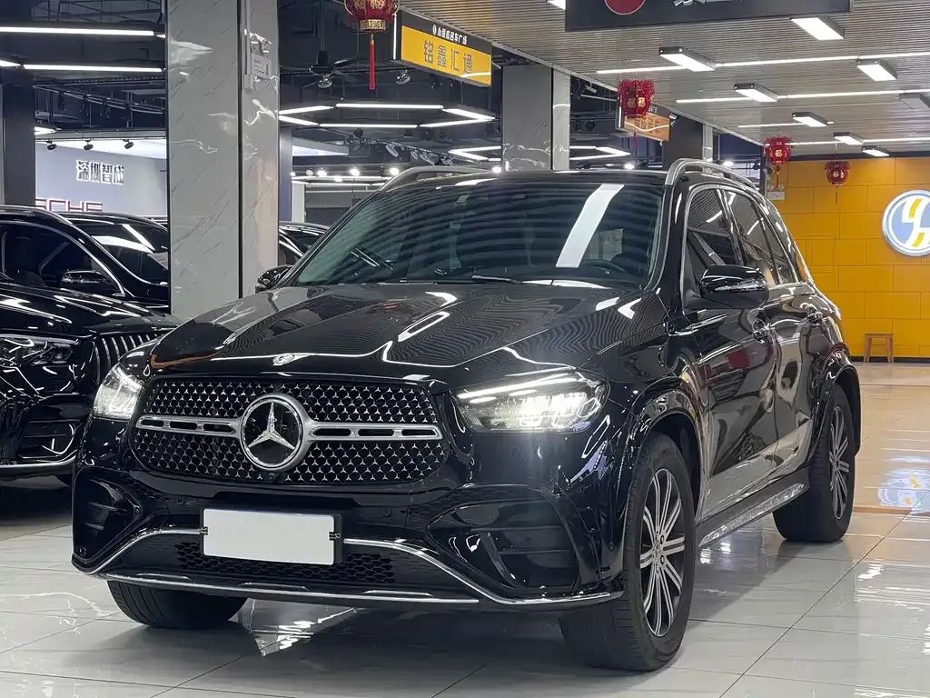 Mercedes-Benz GLE — фото 1