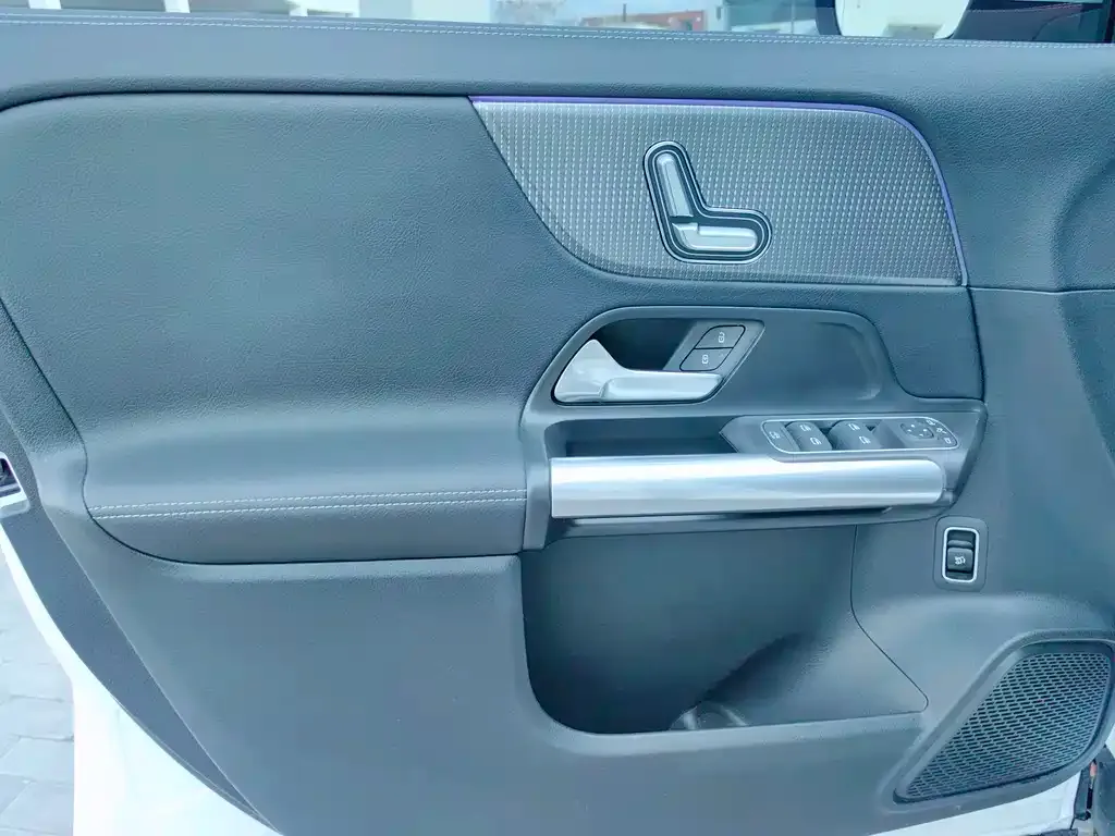 Mercedes-Benz GLA — фото 10