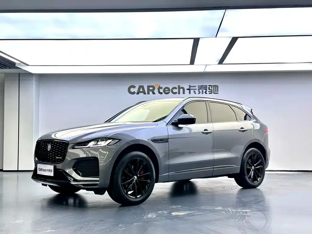 Jaguar F-PACE — фото 1