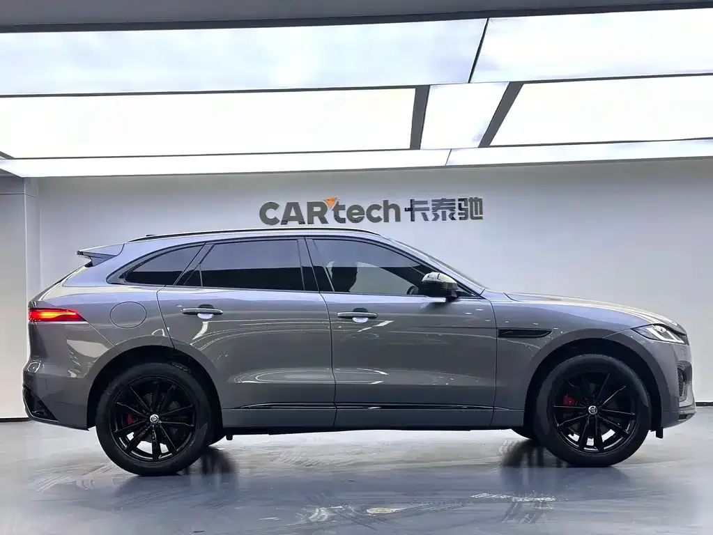 Jaguar F-PACE — фото 5