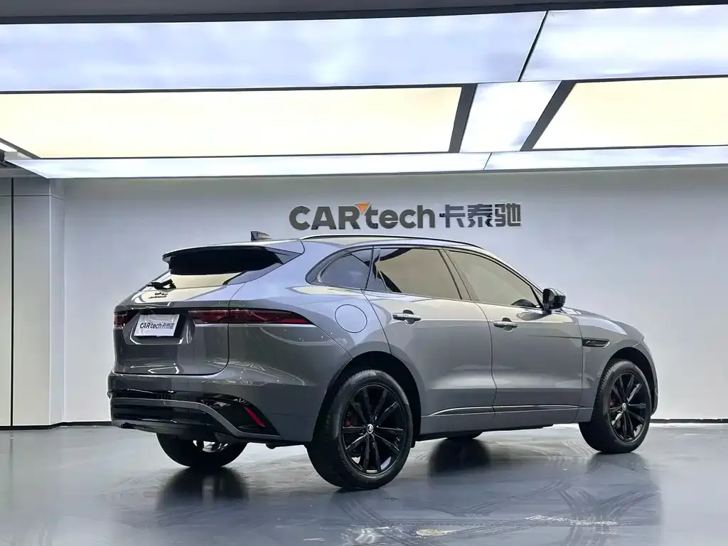 Jaguar F-PACE — фото 4