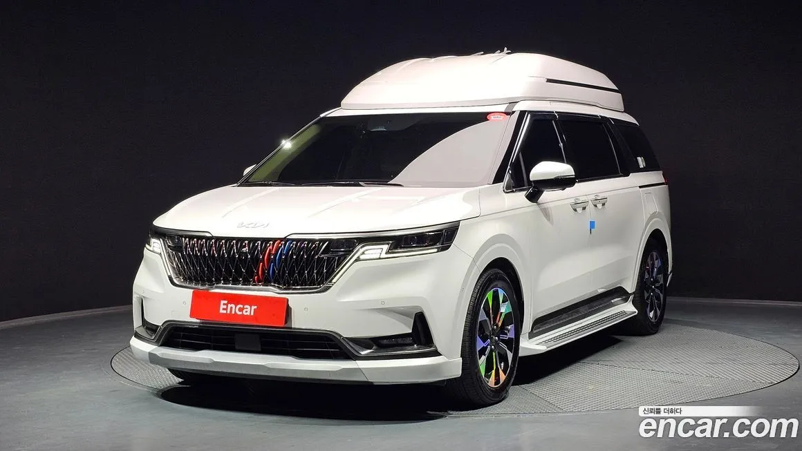Kia Carnival — фото 1