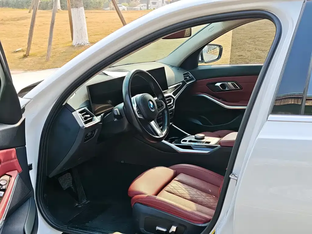 BMW i3 — фото 8