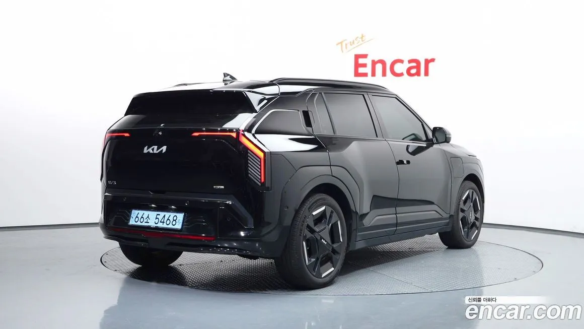 Kia EV3 — фото 3