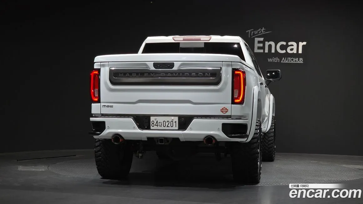 GMC Sierra — фото 2