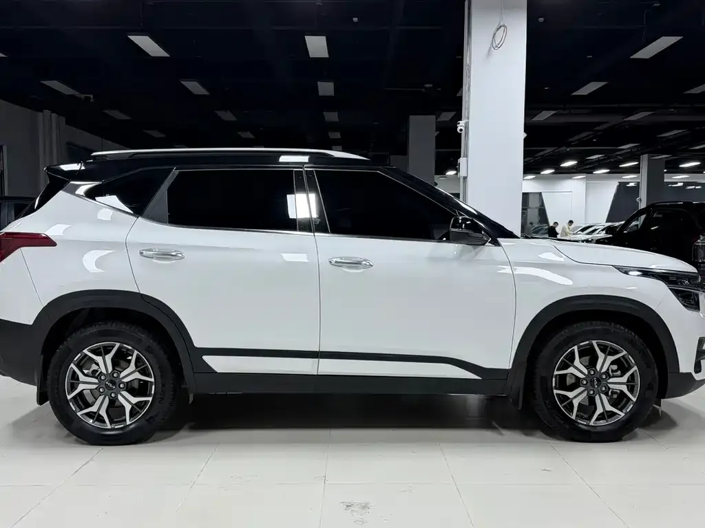 Kia KX3 — фото 3
