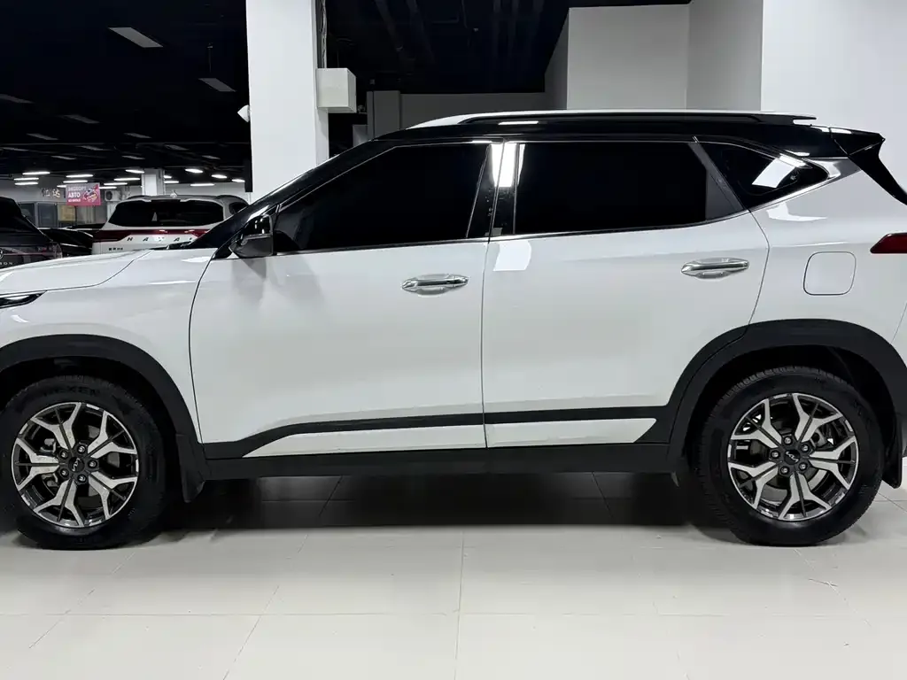 Kia KX3 — фото 4