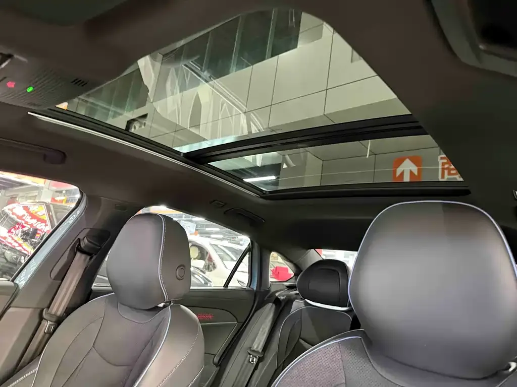 Volkswagen Passat — фото 4