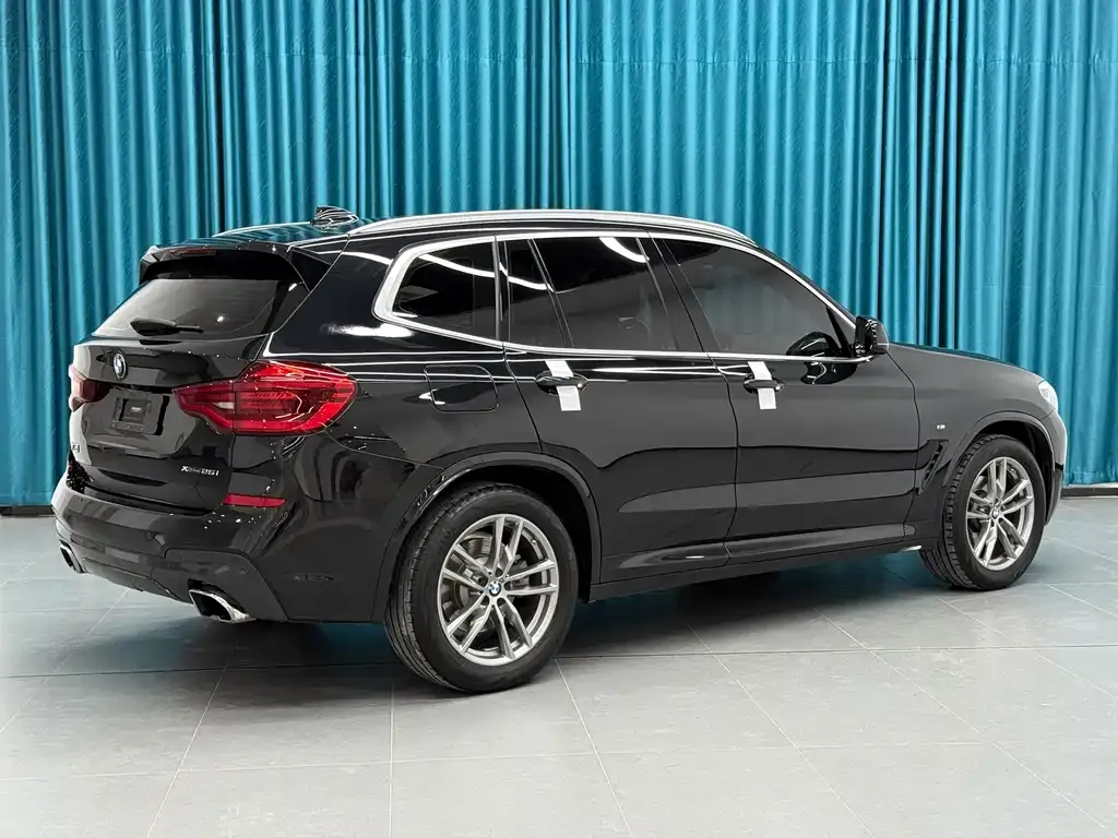 BMW X3 — фото 3