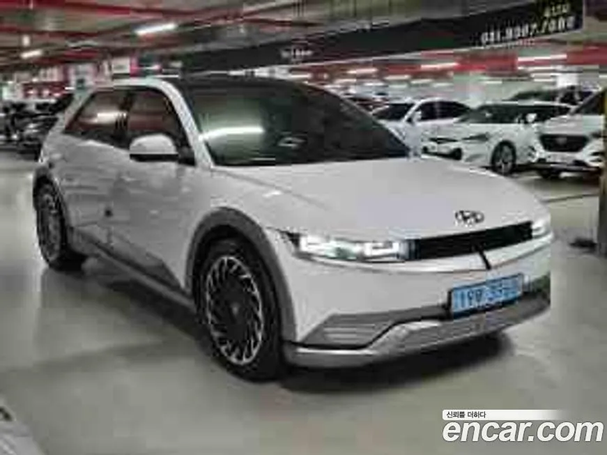 Hyundai Ioniq5 — фото 1