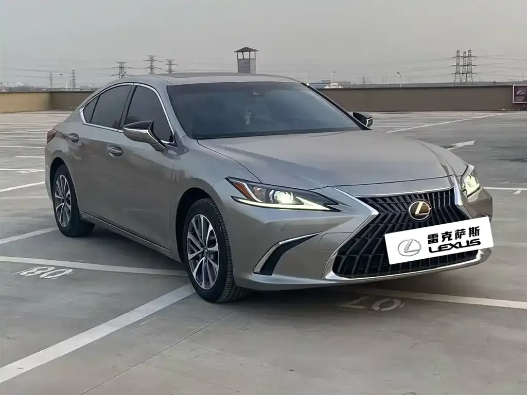 Lexus ES — фото 2