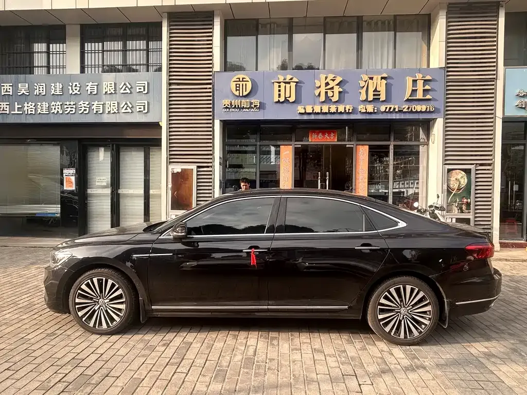 Volkswagen Passat — фото 5