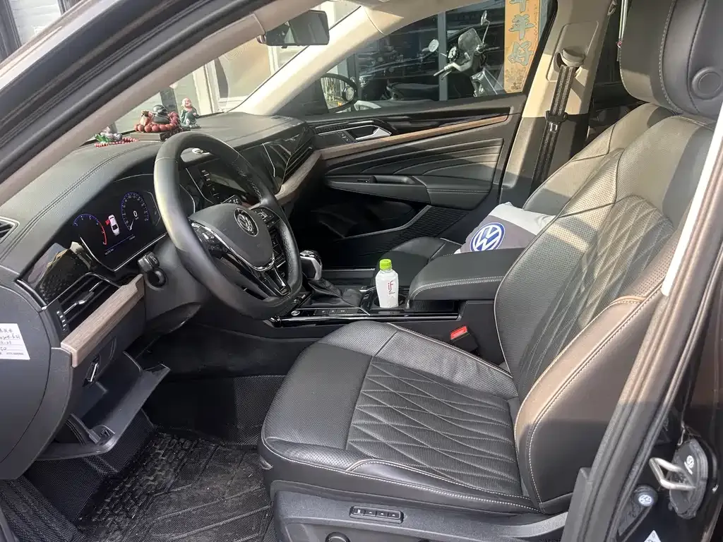 Volkswagen Passat — фото 4