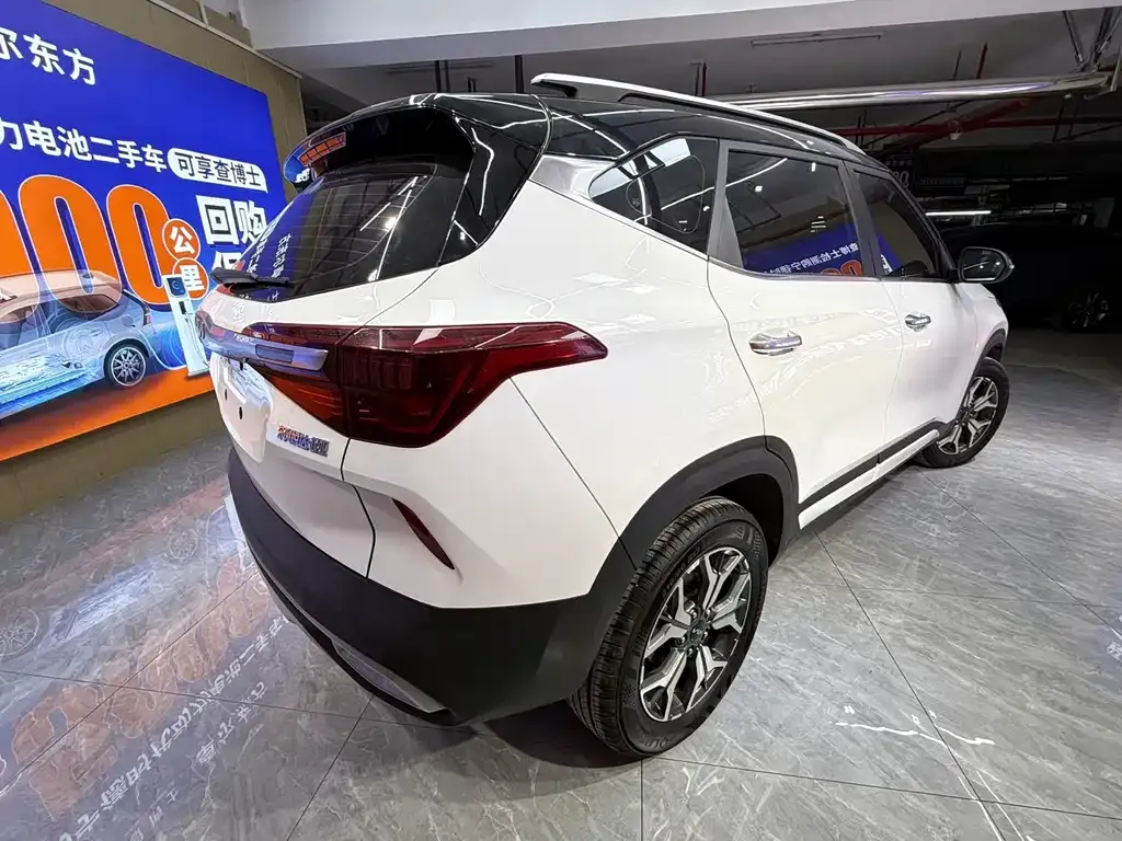 Kia KX3 — фото 9