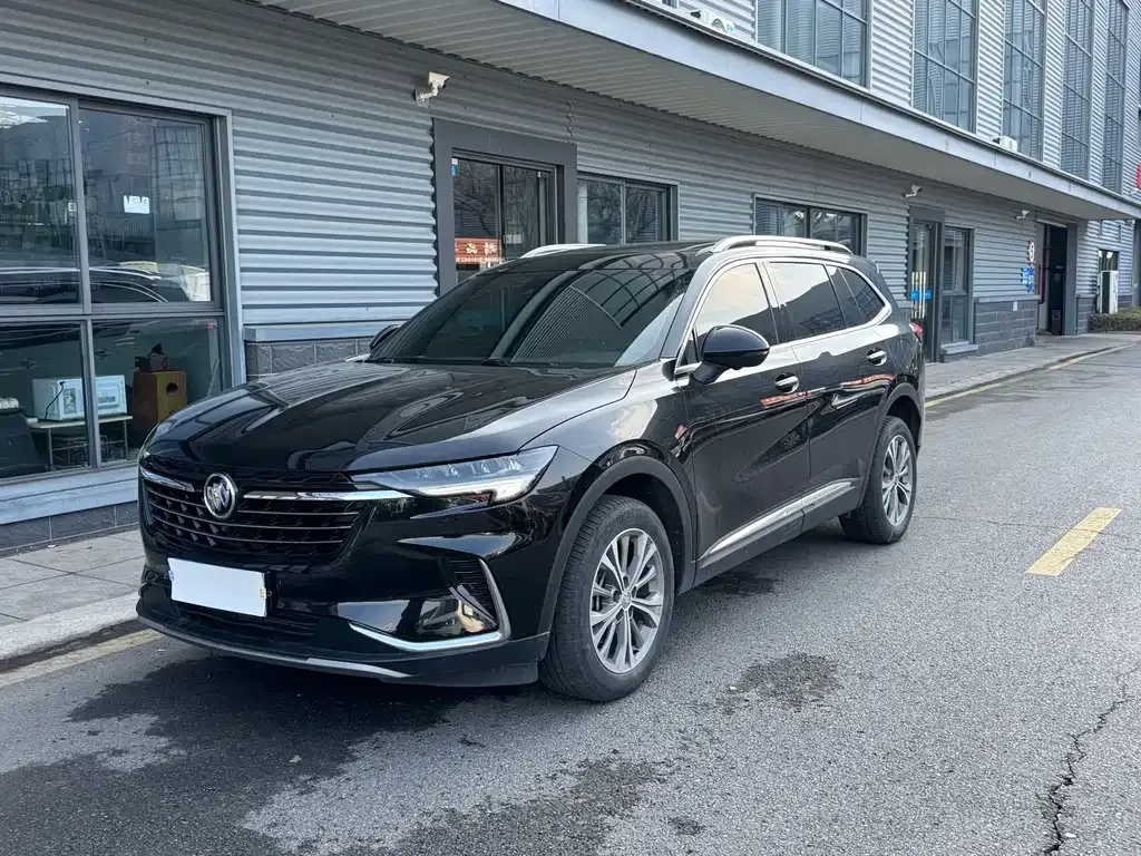 Buick Envision Plus — фото 1