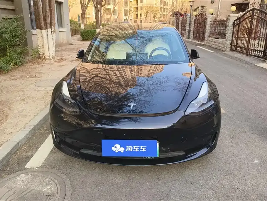 Tesla Model 3 — фото 8