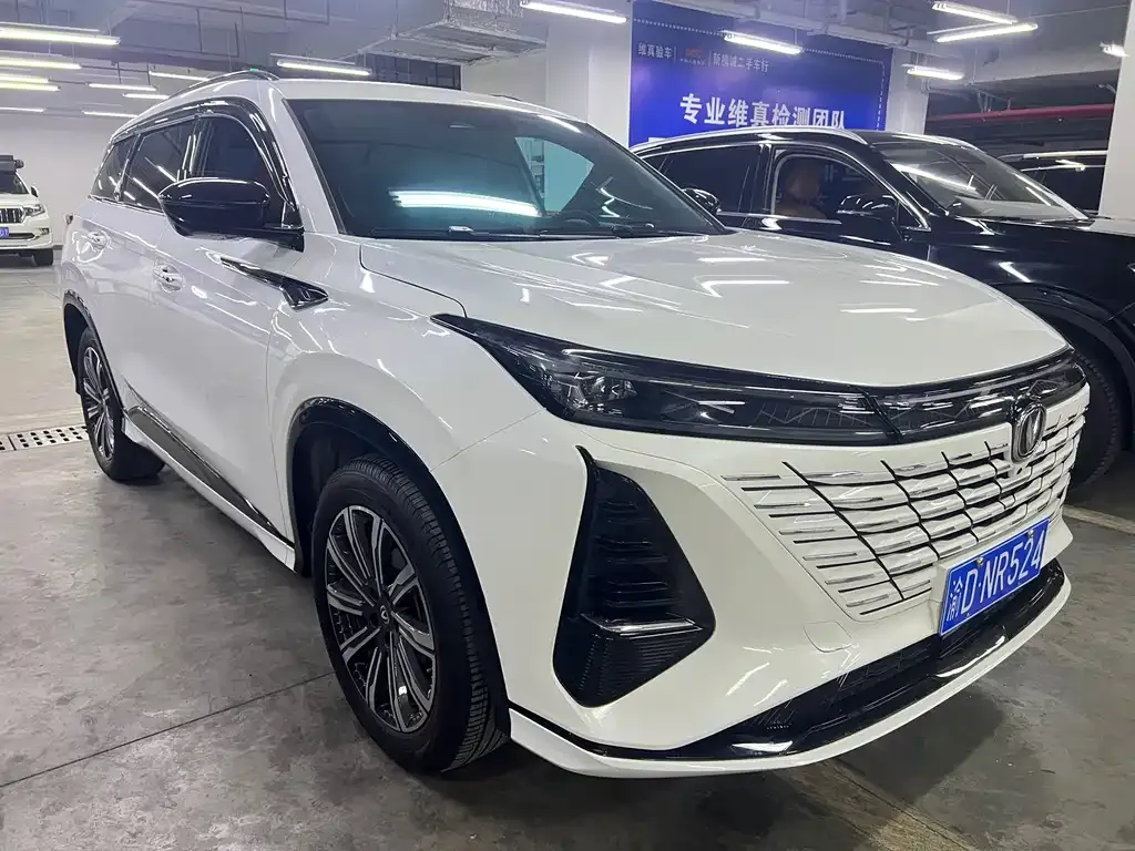 Changan CS75PLUS — фото 6
