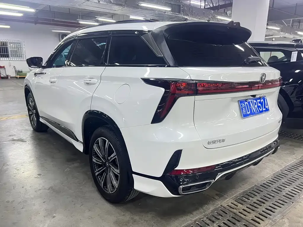 Changan CS75PLUS — фото 5