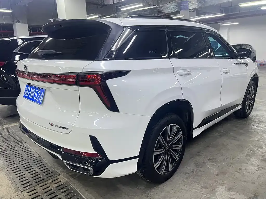 Changan CS75PLUS — фото 9