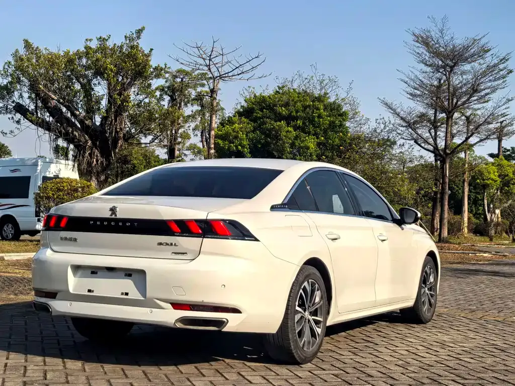Peugeot 508 — фото 10