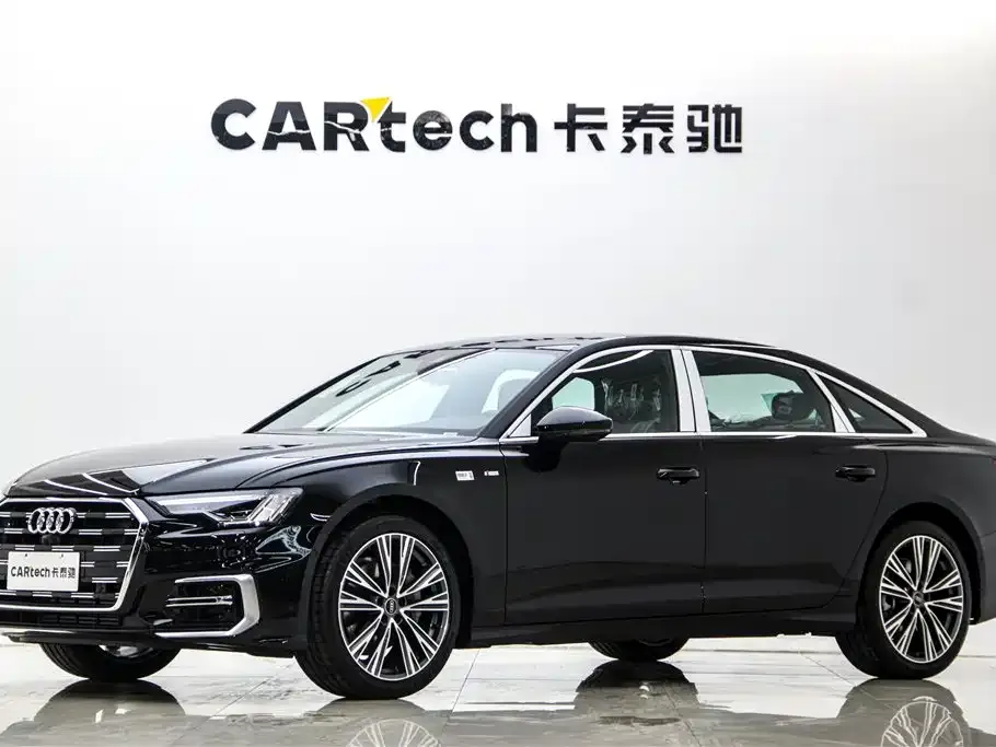 Audi A6L — фото 1