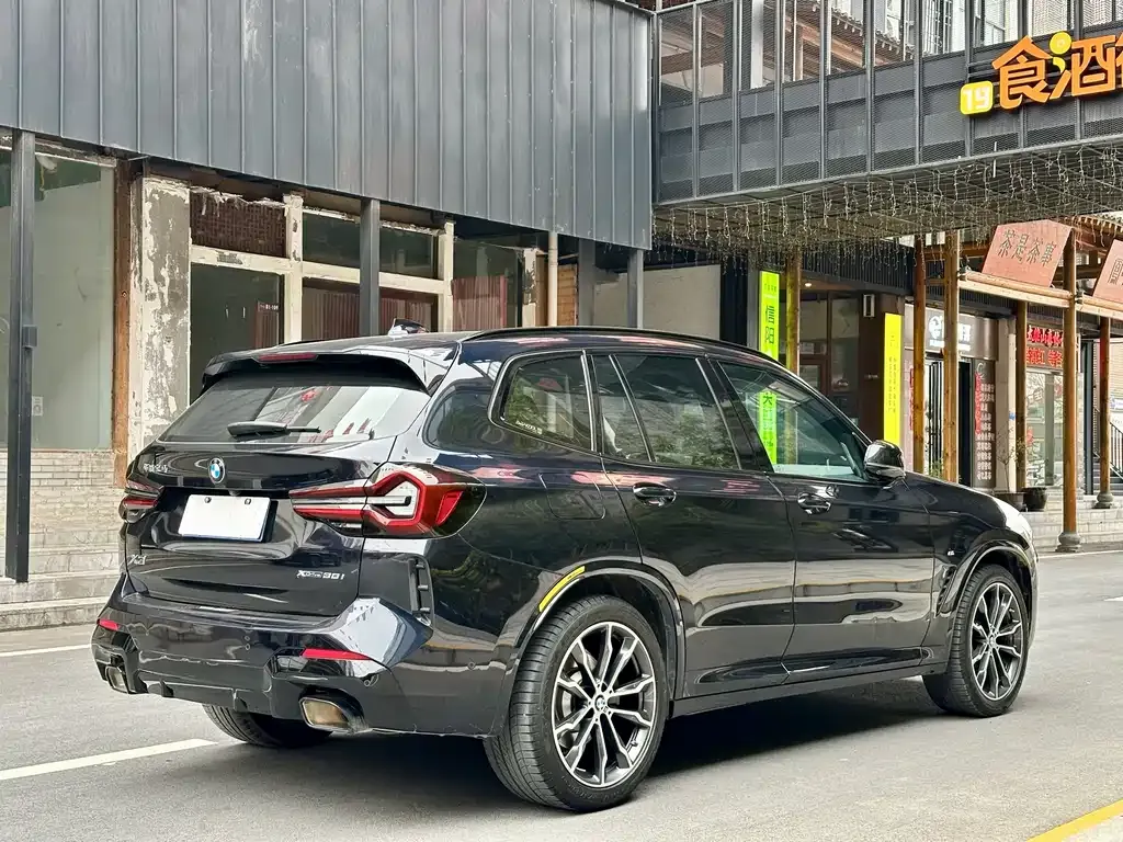 BMW X3 — фото 7
