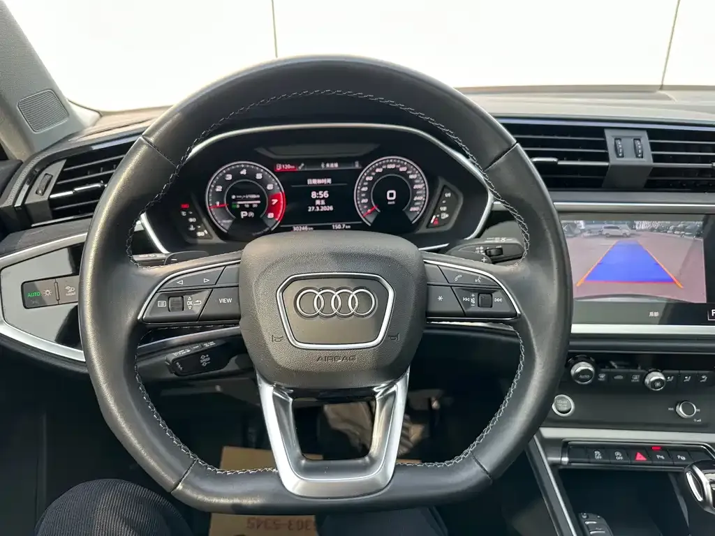 Audi Q3 — фото 2
