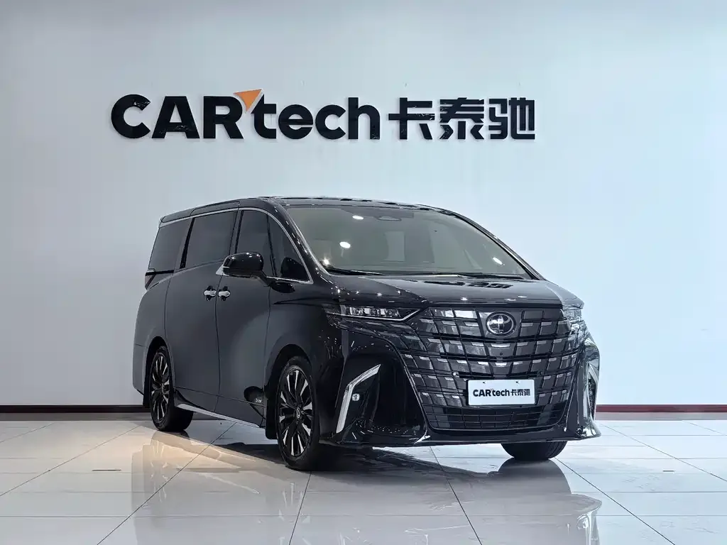 Toyota Alphard — фото 8