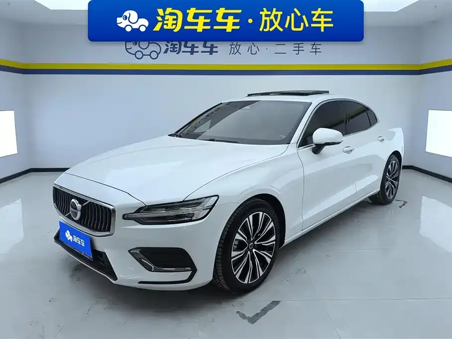 Volvo S60 — фото 1