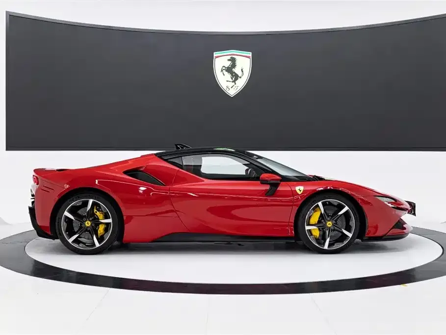Ferrari SF90 — фото 2