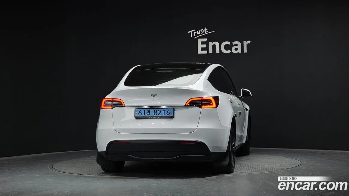 Tesla Model Y — фото 4