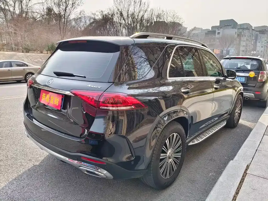 Mercedes-Benz GLE — фото 8