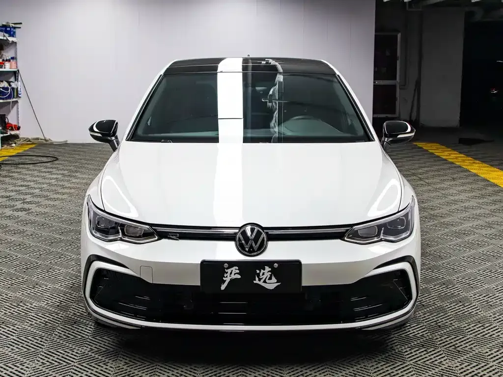Volkswagen Golf — фото 8