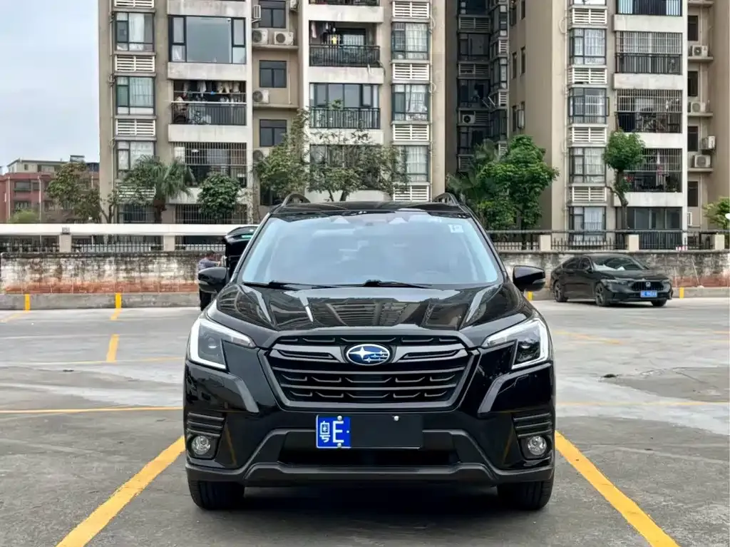 Subaru Forester — фото 2