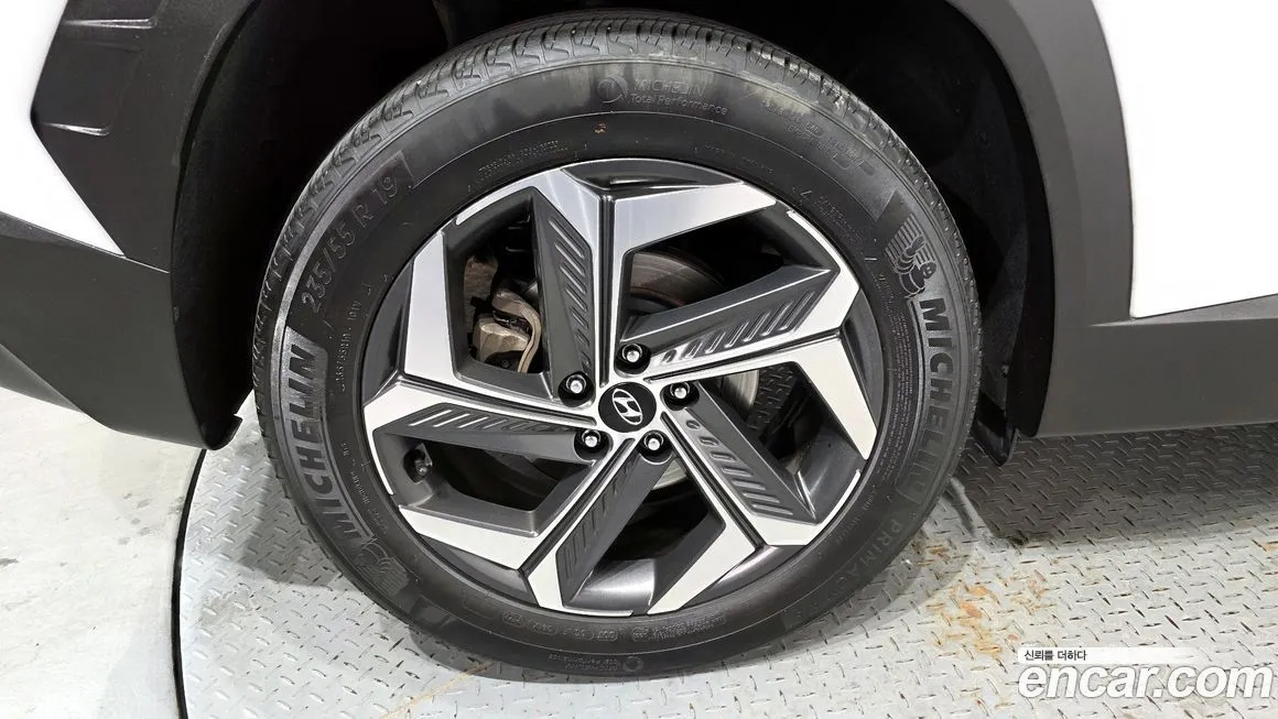 Hyundai Tucson — фото 10