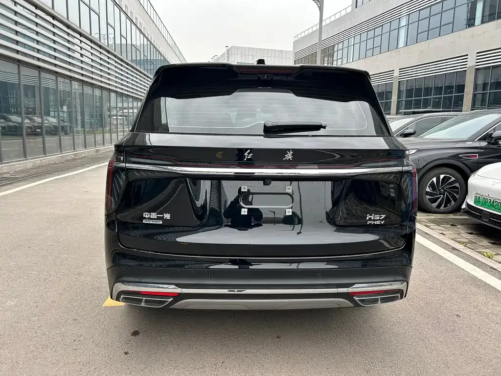 Hongqi HS7 PHEV — фото 6