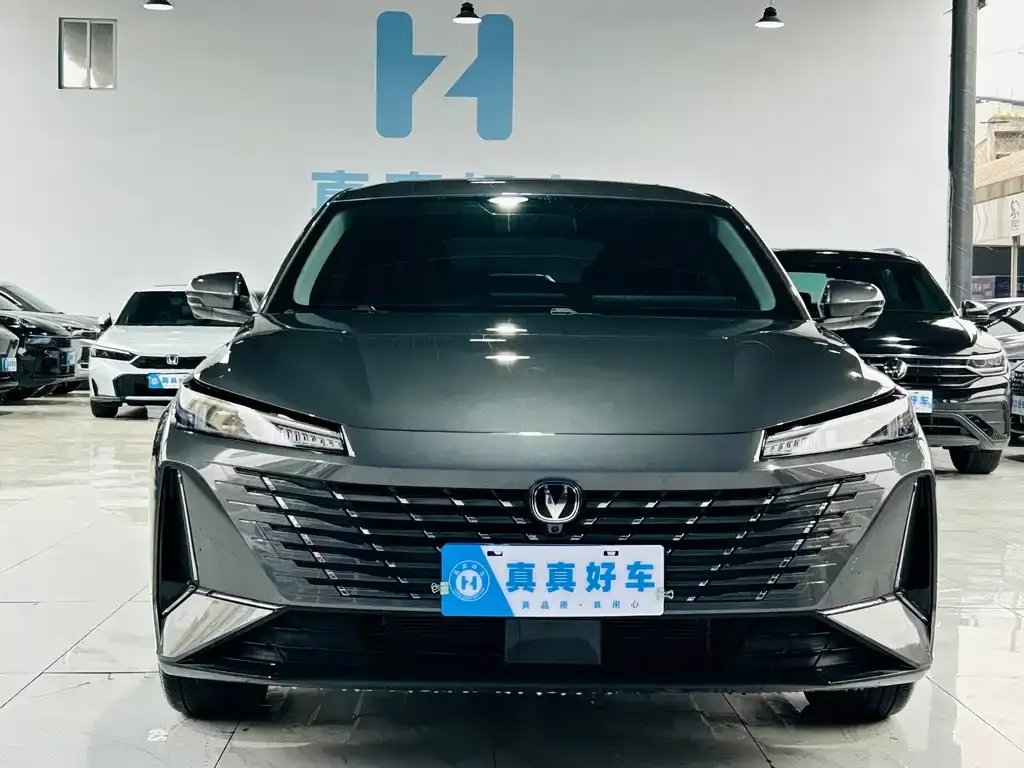 Changan Eado — фото 3
