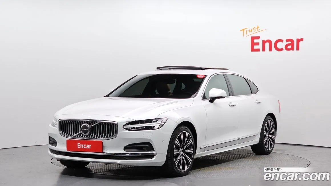 Volvo S90 — фото 1