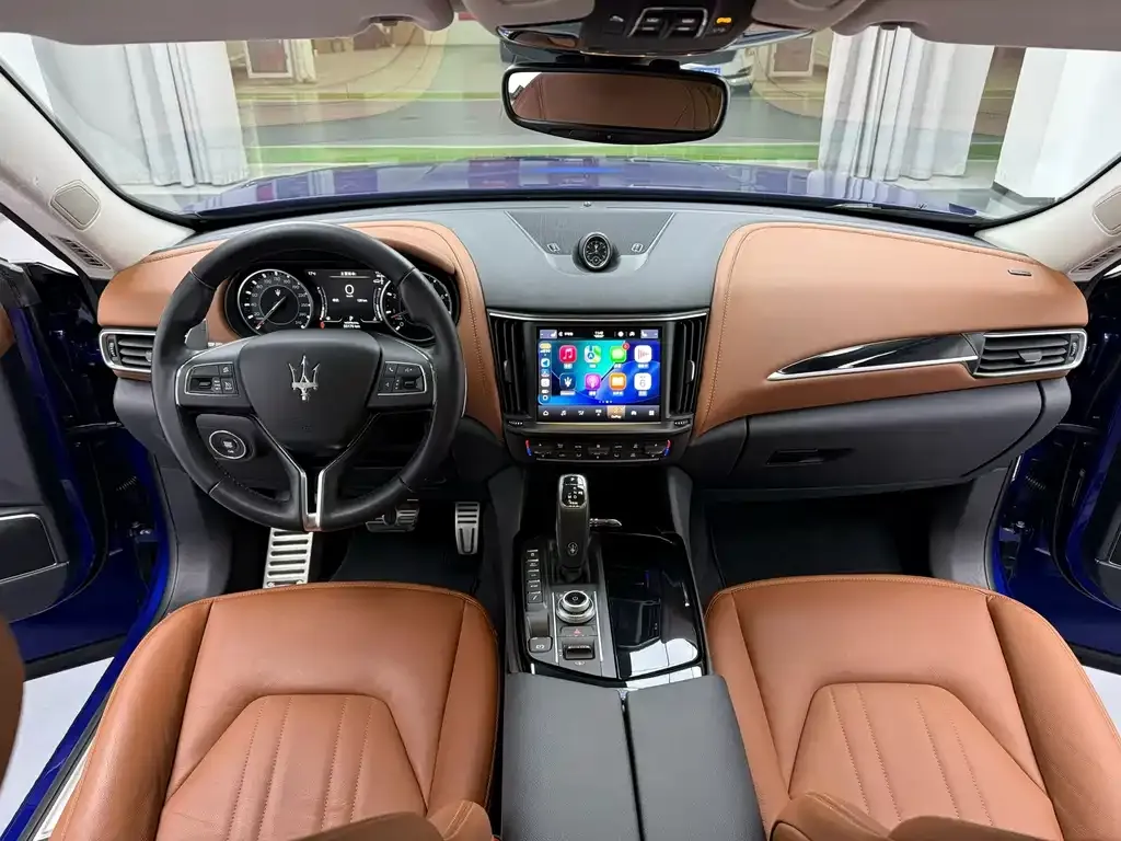 Maserati Levante — фото 9