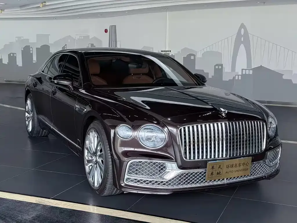 Bentley Flying Spur — фото 8