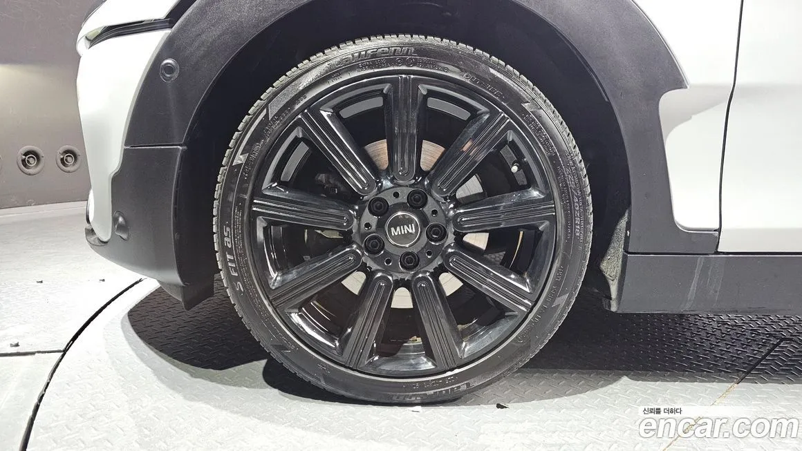 Mini Clubman — фото 6