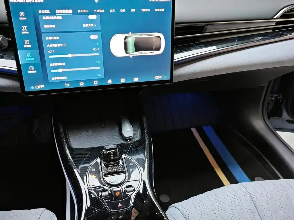 BYD Seal — фото 10