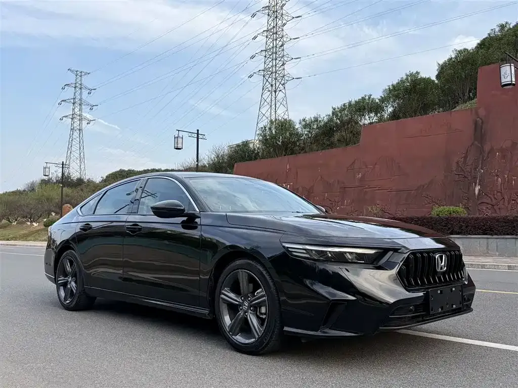 Honda Inspire — фото 1