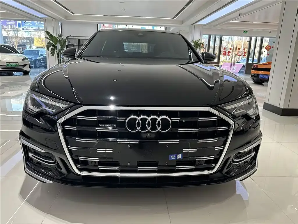 Audi A6L — фото 8