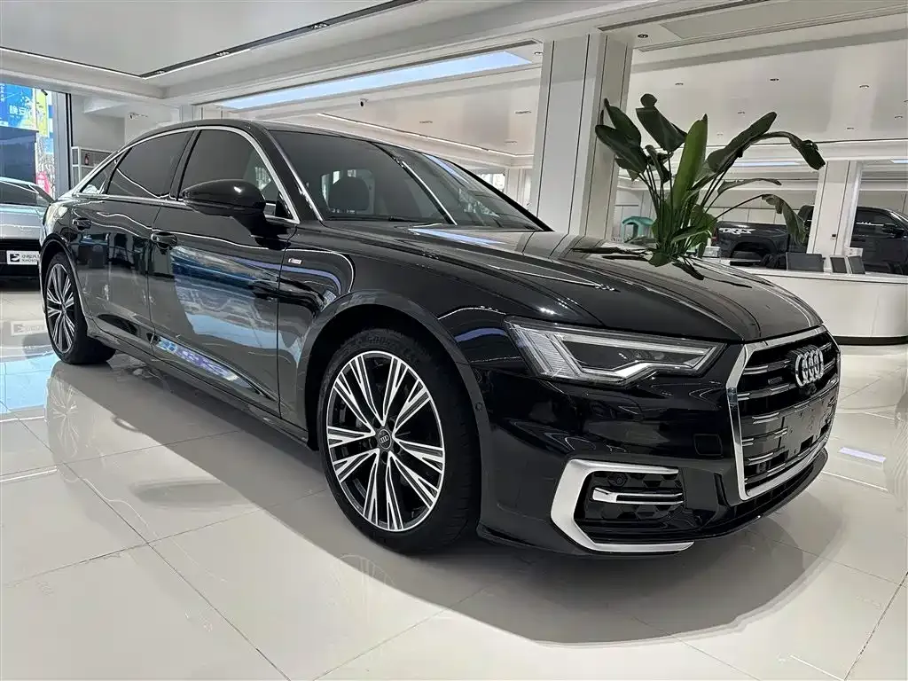 Audi A6L — фото 5
