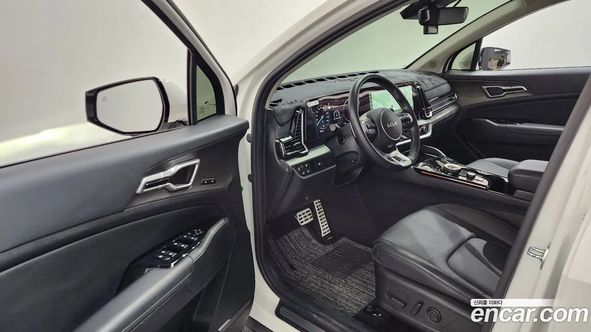 Kia Sportage — фото 8