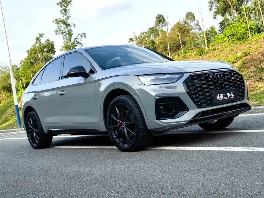 Audi Q5L Sportback — фото 10